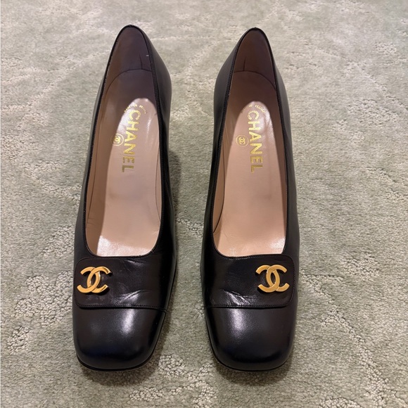 CHANEL Shoes - CHANEL Vintage Chanel Square Toe Block Heel Pumps (with gold CC logo)